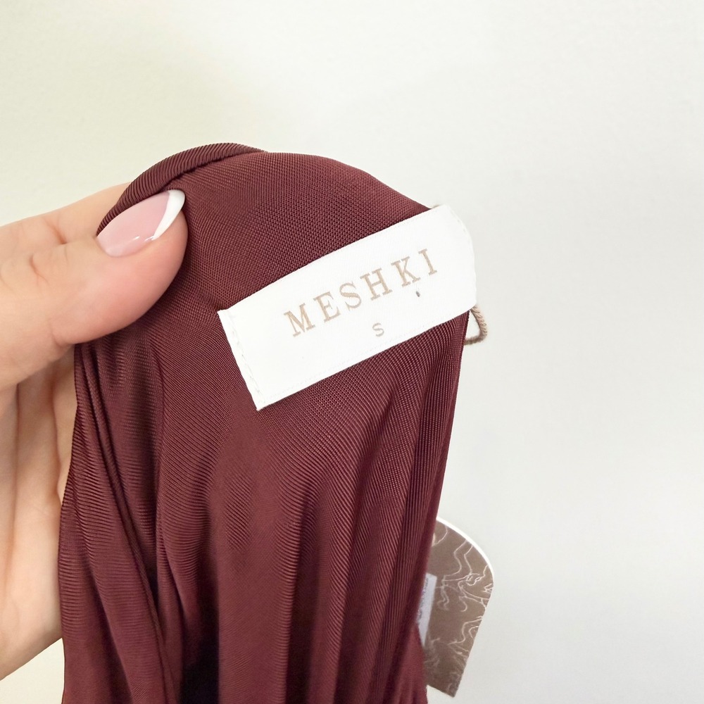 MESHKI Dakoda Slinky Off Shoulder Mini Dress Wine Size S - Picture 6 of 8